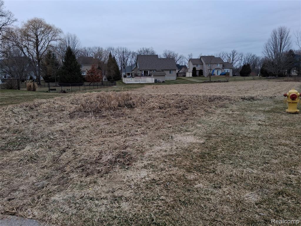 8320 Deer Creek Court, Grand Blanc, MI 48439 — Photo 9