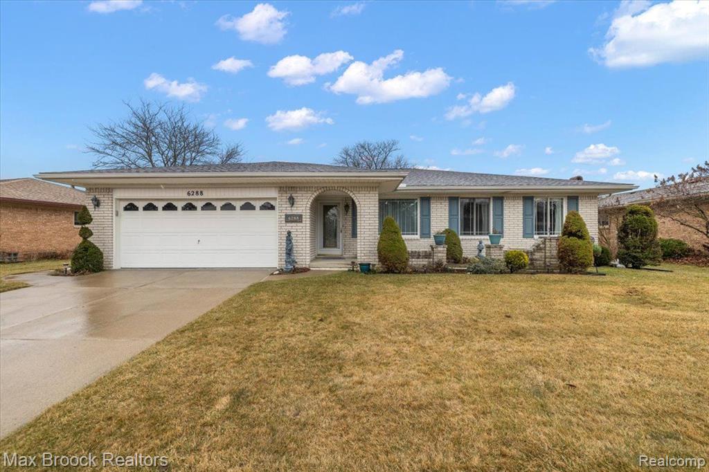 6288 CRESCENT WAY Drive, Troy, MI 48085 — Photo 2