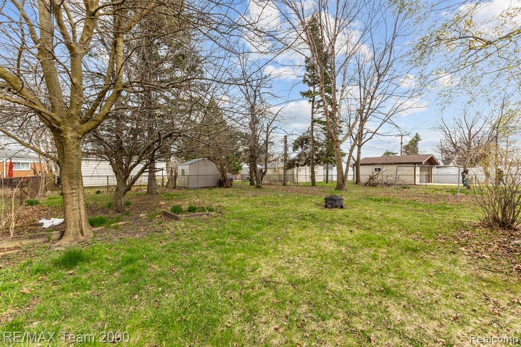 6200 Nightingale Street, Dearborn Heights, MI 48127 — Photo 22