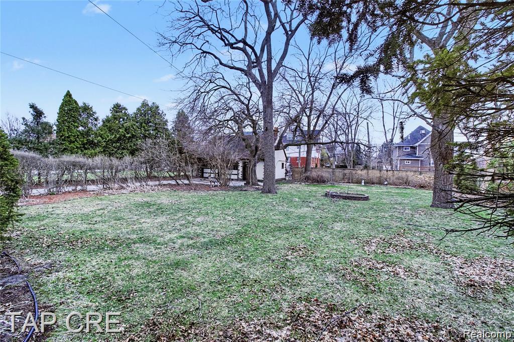 244 Arden Park Boulevard Boulevard, Detroit, MI 48202 — Photo 39