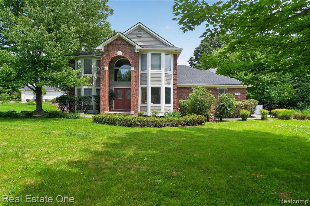 9610 Forest Ridge Drive, Clarkston, MI 48348 — Photo 2