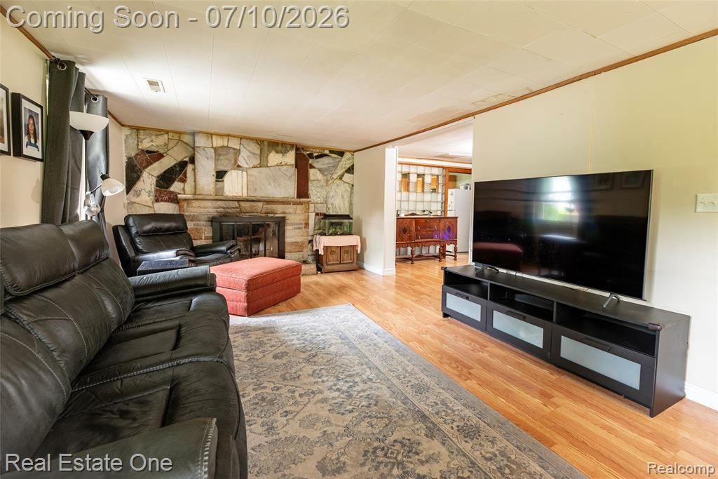875 S Grey Road, Auburn Hills, MI 48326 — Photo 4