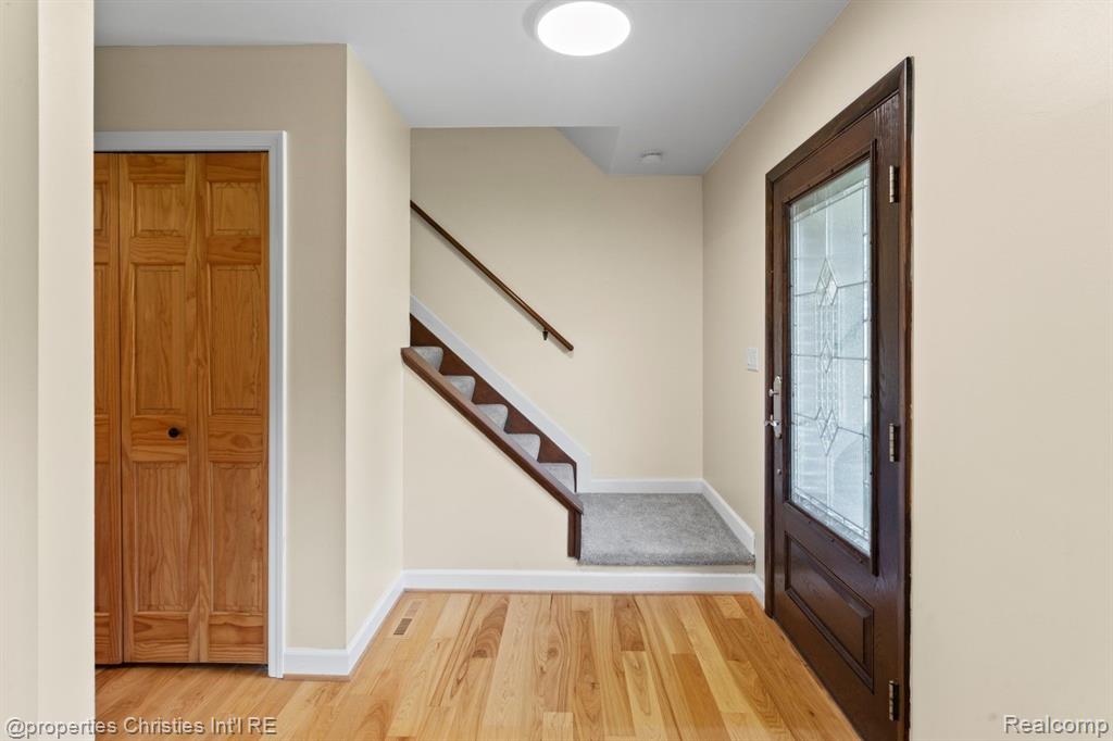 10525 LEEKE Road, Chelsea, MI 48118 — Photo 4
