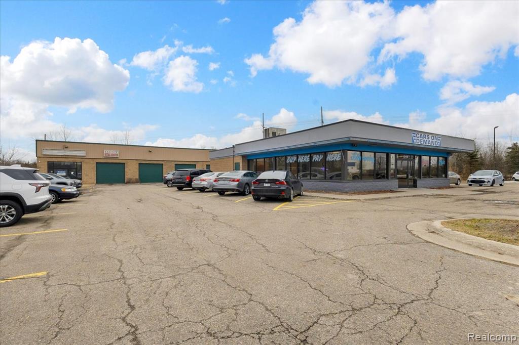 1315 S Waverly Road, Lansing, MI 48917 — Photo 3