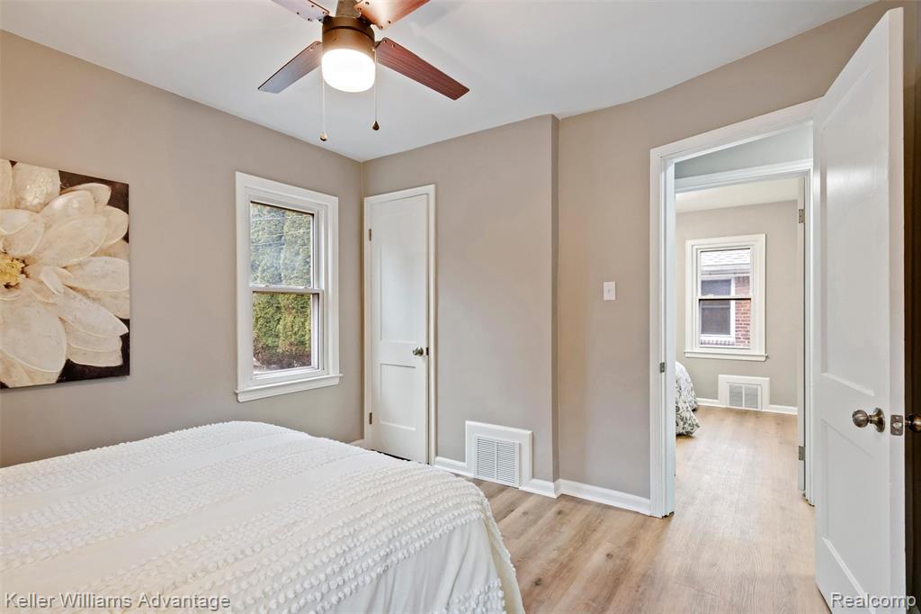 1045 Detroit Avenue, Lincoln Park, MI 48146 — Photo 16