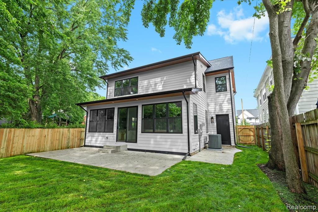 624 S Vermont Avenue, Royal Oak, MI 48067 — Photo 56