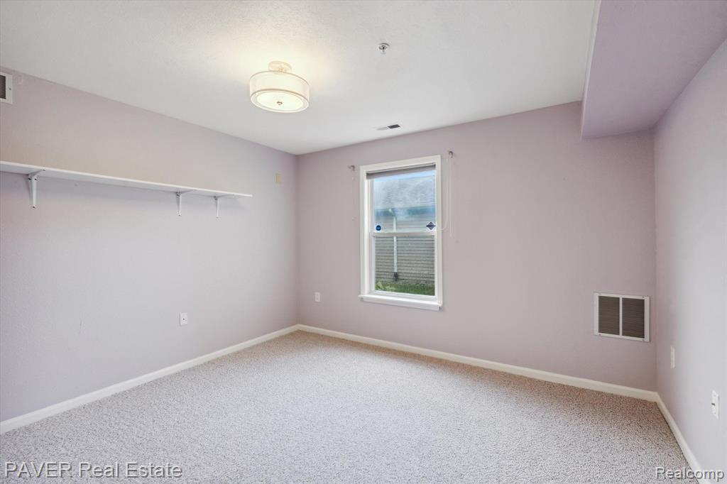 1565 WEATHERSTONE Drive, Ann Arbor, MI 48108 — Photo 23