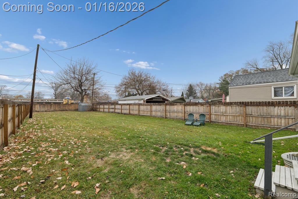 537 Andresen Court, Hazel Park, MI 48030 — Photo 26