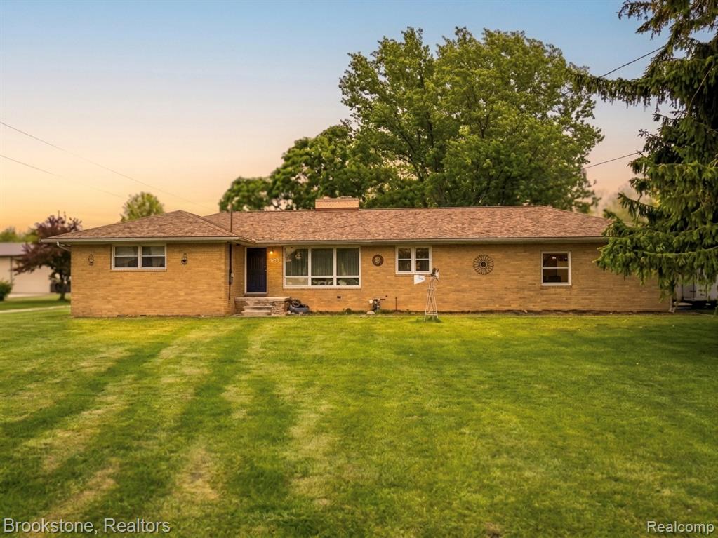 2595 Yargerville Road, La Salle, MI