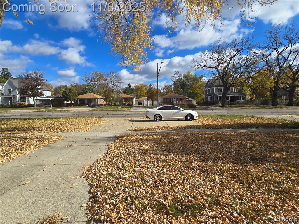629 N Campbell Road, Royal Oak, MI 48067 — Photo 25