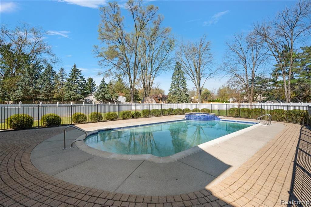 49931 Shelby Creek Drive, Utica, MI 48317 — Photo 60
