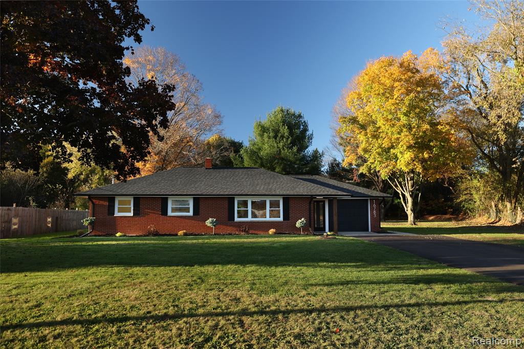 16783 E Augusta Drive, Augusta, MI 49012 — Photo 2