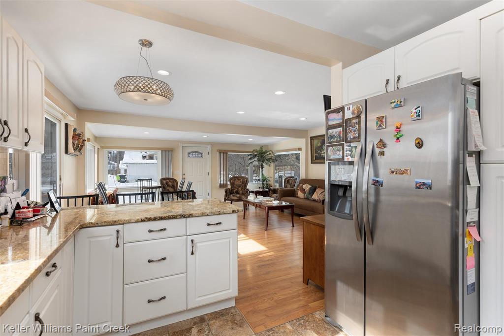 5615 Loveland Street, West Bloomfield, MI — Photo 8