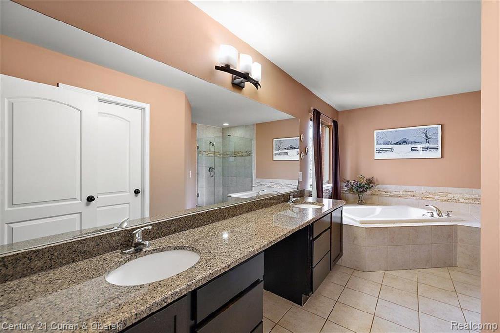 4574 CLIFFORD Road, Brighton, MI 48116 — Photo 25