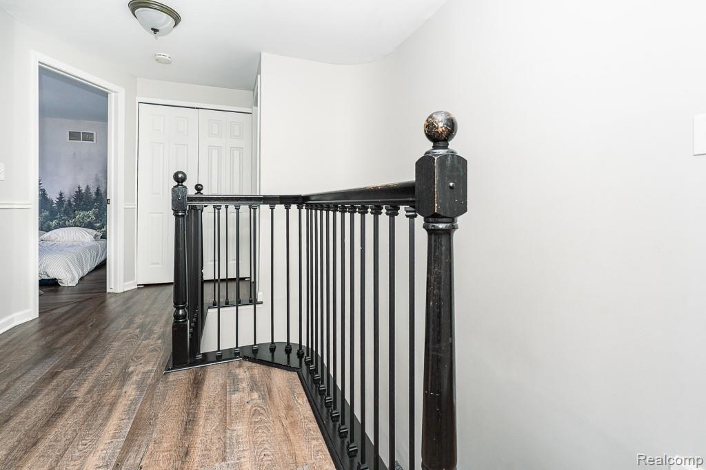 39802 Sunderland Drive, Clinton Twp, MI 48038 — Photo 18