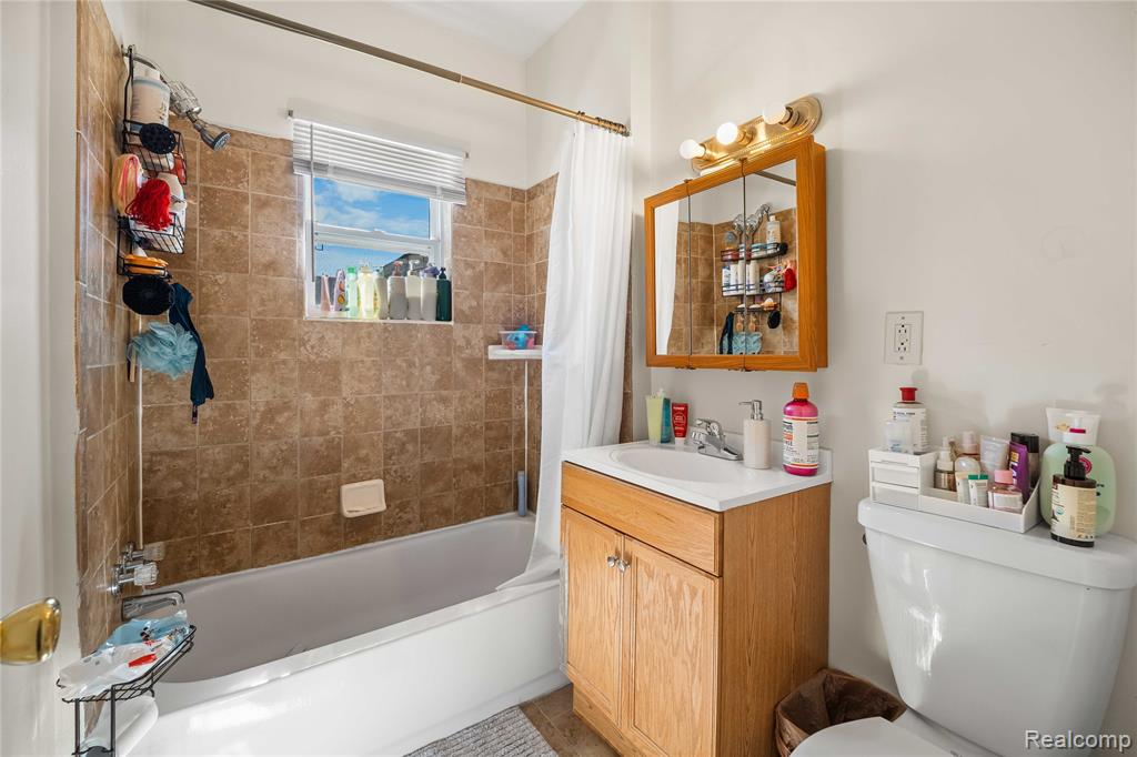 2344 Woodmere Street, Detroit, MI 48209 — Photo 39