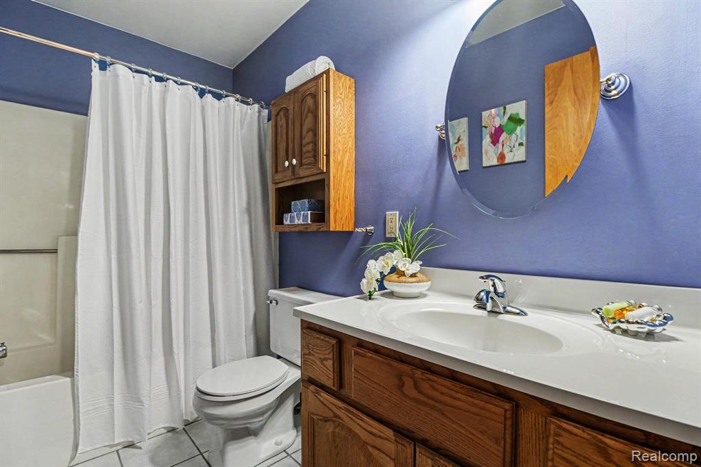 4660 Woodhull Drive, Clarkston, MI — Photo 14