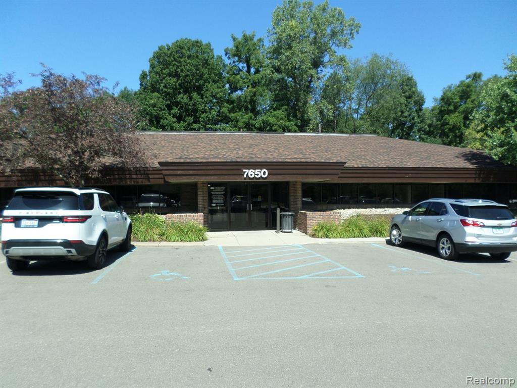 7650 Dixie Highway, Clarkston, MI — Photo 2