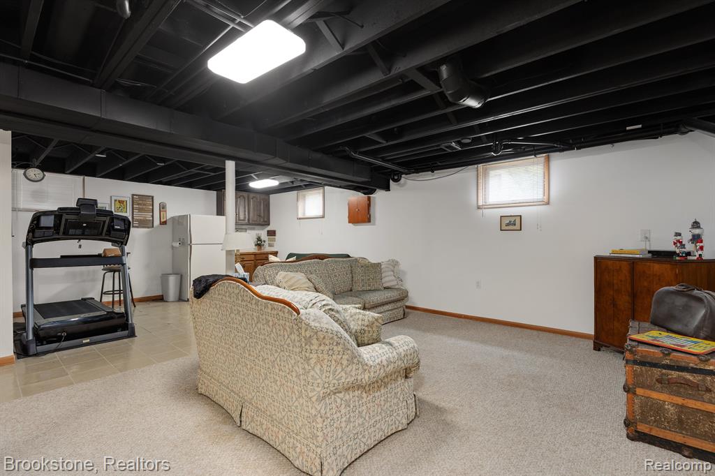 4121 CRYSTAL Street, West Bloomfield, MI 48323 — Photo 34