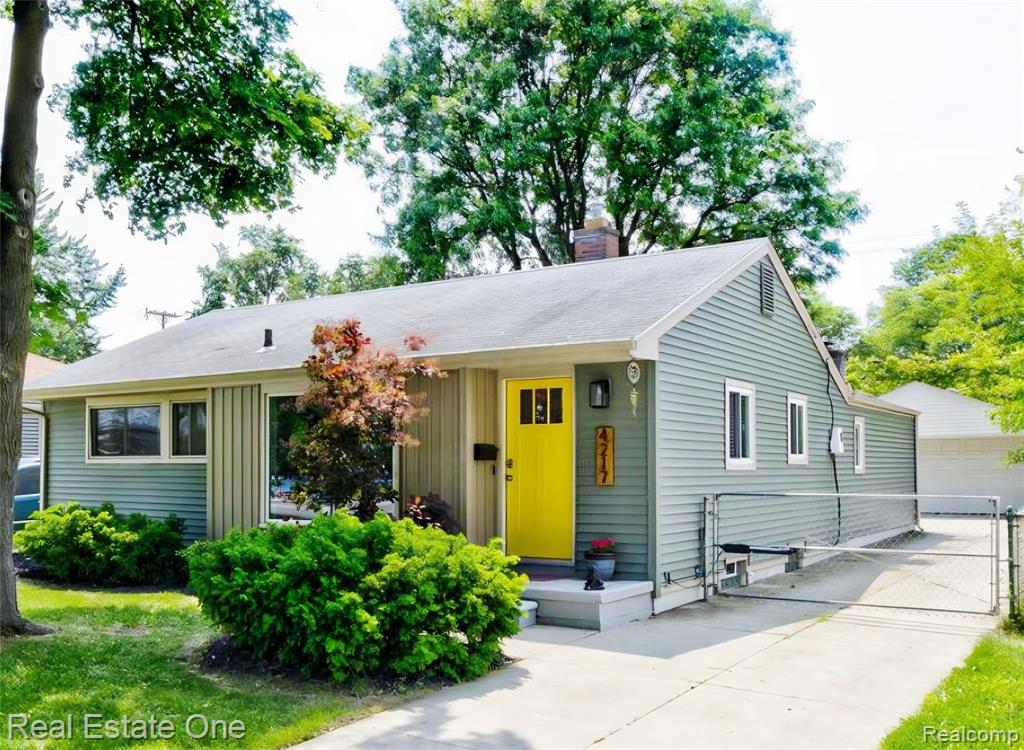 4217 Crooks Road, Royal Oak, MI 48073 — front exterior