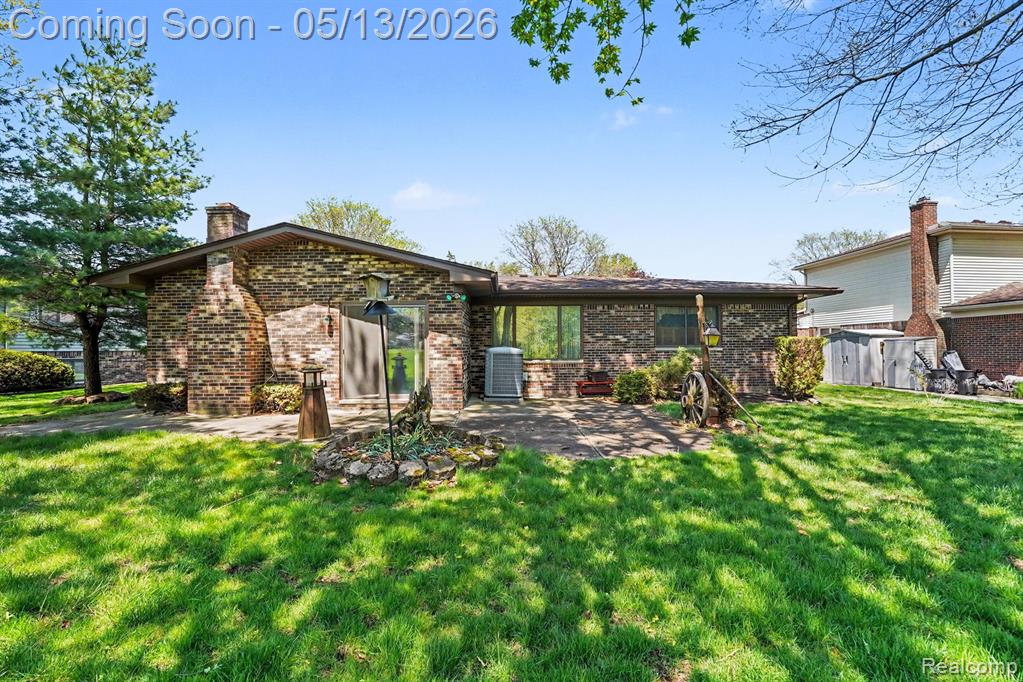46869 Spinning Wheel Drive, Canton, MI 48187 — Photo 25