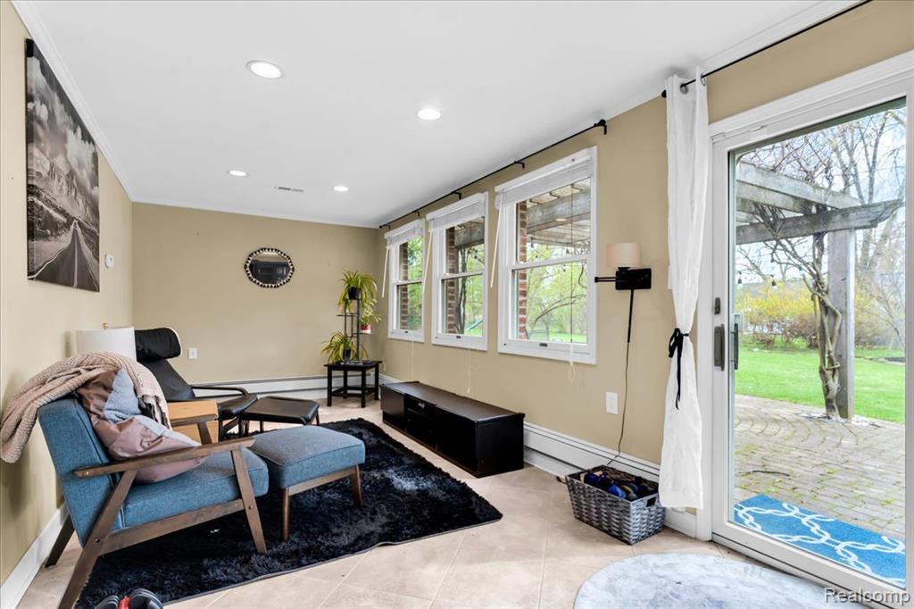 4161 Seminole Drive, Royal Oak, MI 48073 — Photo 17