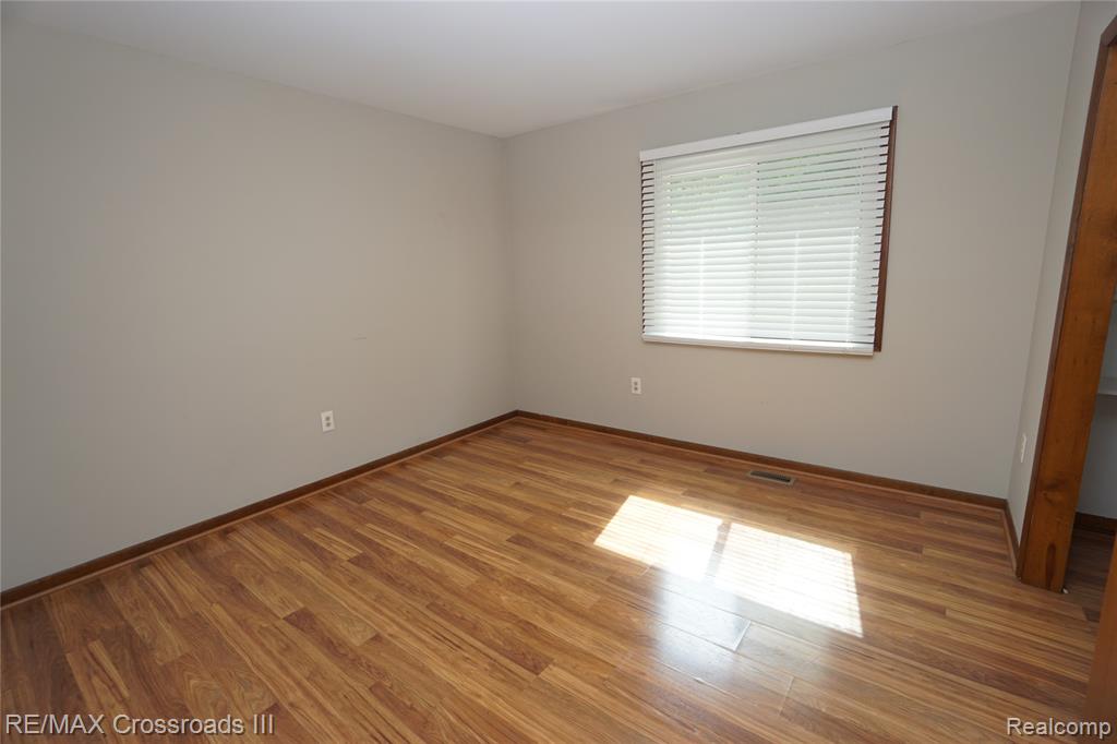43373 Alva Drive, Belleville, MI 48111 — Photo 7