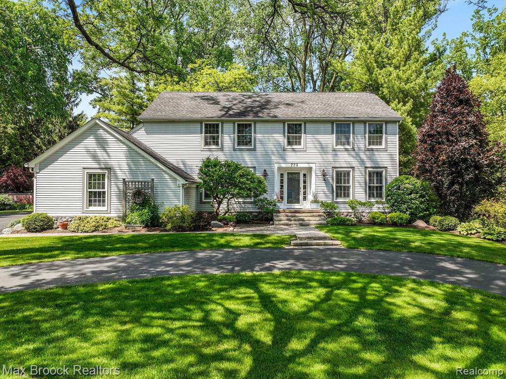 773 WOODCHESTER Drive, Bloomfield Hills, MI 48304 — front exterior