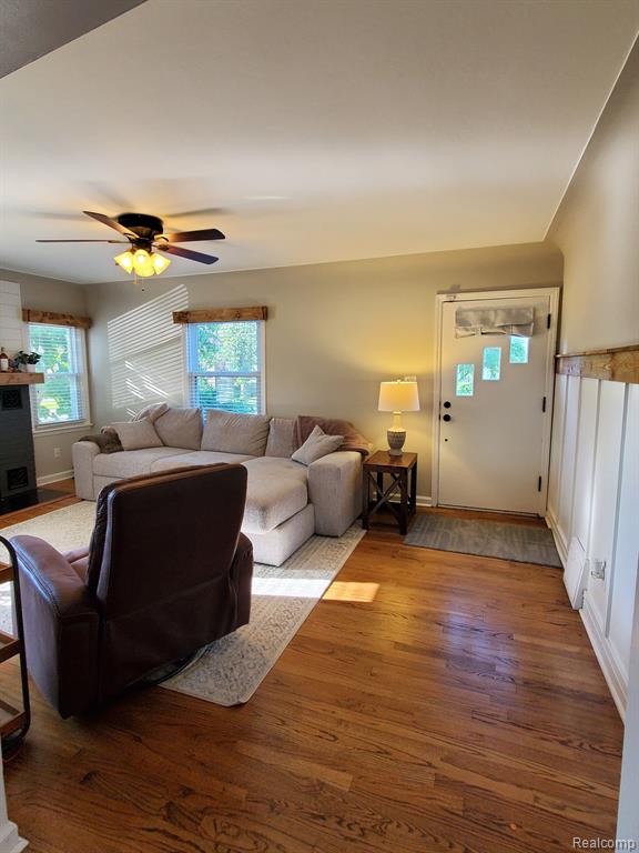 604 PARKWOOD Avenue, Monroe, MI 48162 — Photo 16