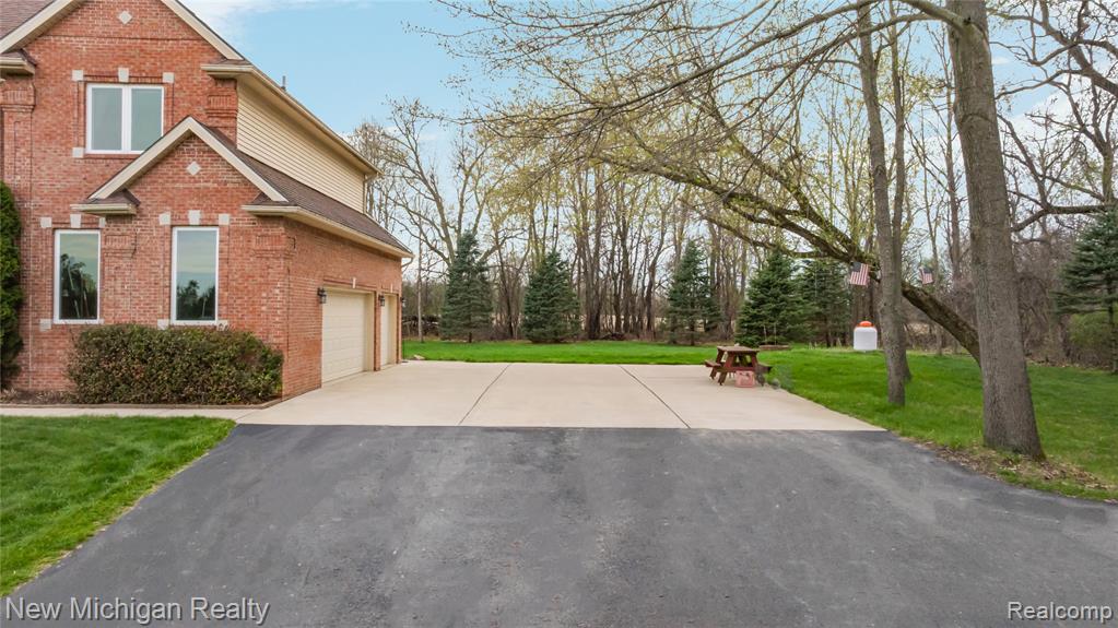 13445 Millie Court, Holly, MI 48442 — Photo 82