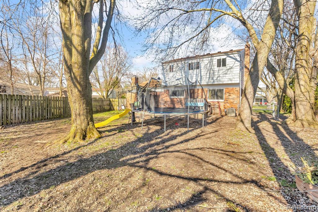 54050 ATHERTON Street, New Baltimore, MI 48047 — Photo 20
