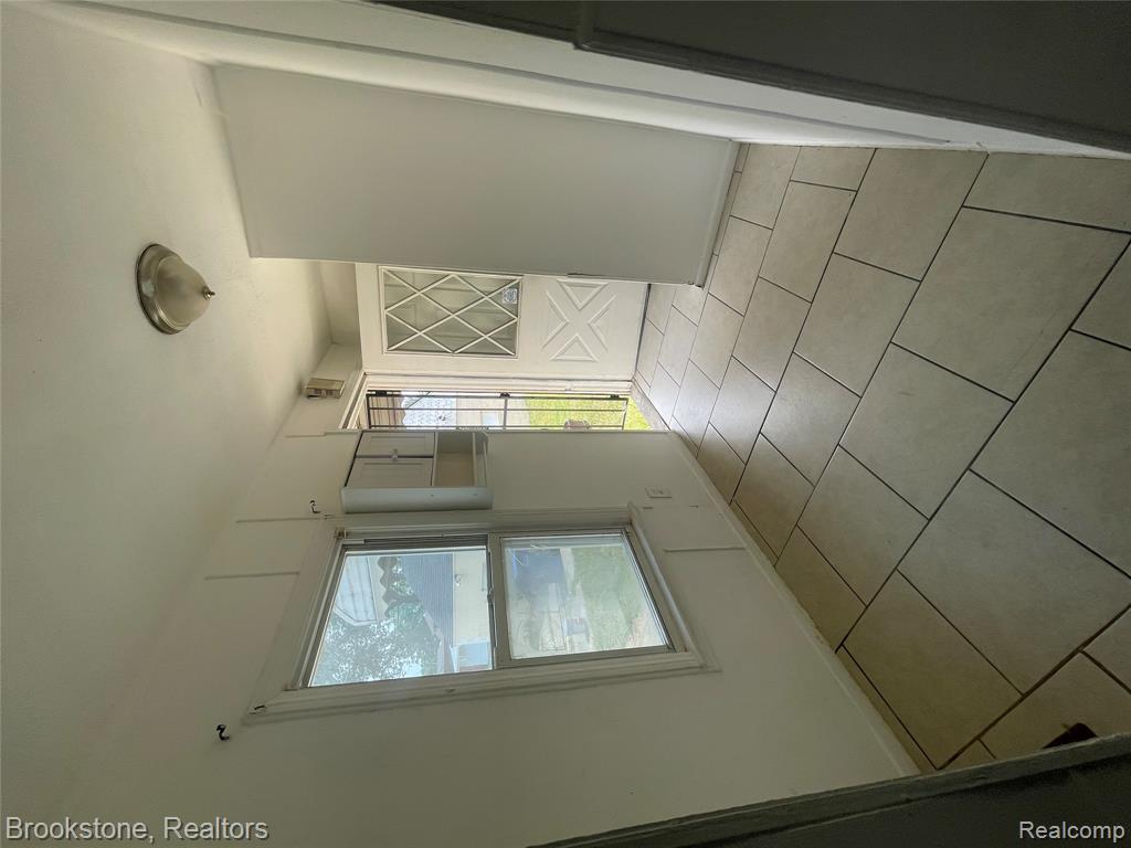 8144 Jewett Avenue, Warren, MI 48089 — Photo 28