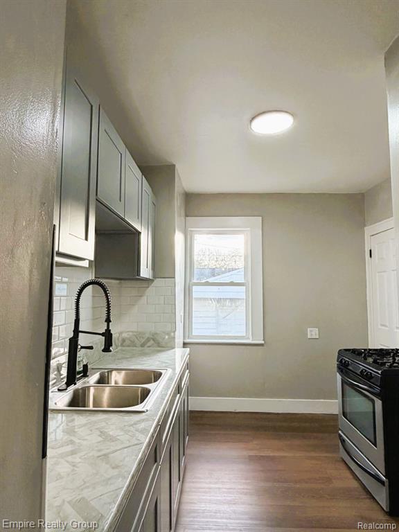 6441 Appoline Street, Dearborn, MI 48126 — Photo 8