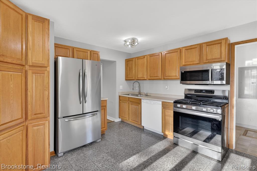 10972 Van Buren Street, Van Buren, MI 48111 — Photo 12