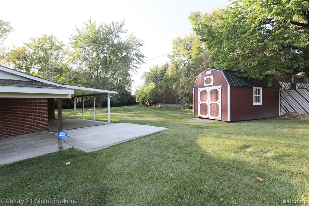 G-3366 W COURT Street, Flint, MI 48532 — Photo 26
