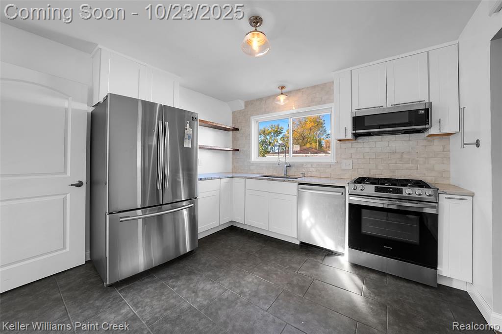 4638 Berwyn Drive, Warren, MI 48092 — Photo 15