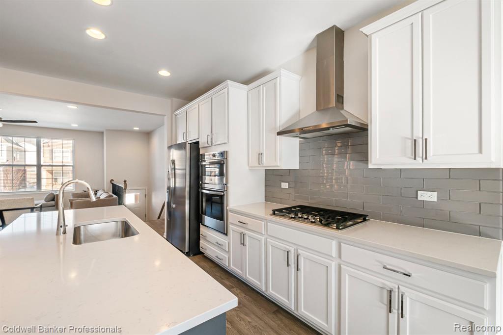 47749 Alden Terrace N, Northville, MI 48168 — Photo 16