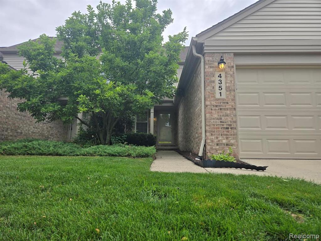4351 Hunters Circle W, Canton, MI 48188 — front exterior