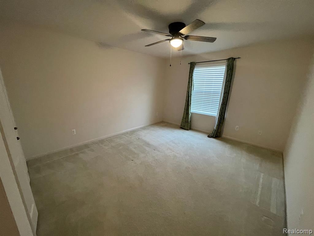 41693 CRANE Way, Novi, MI — Photo 25