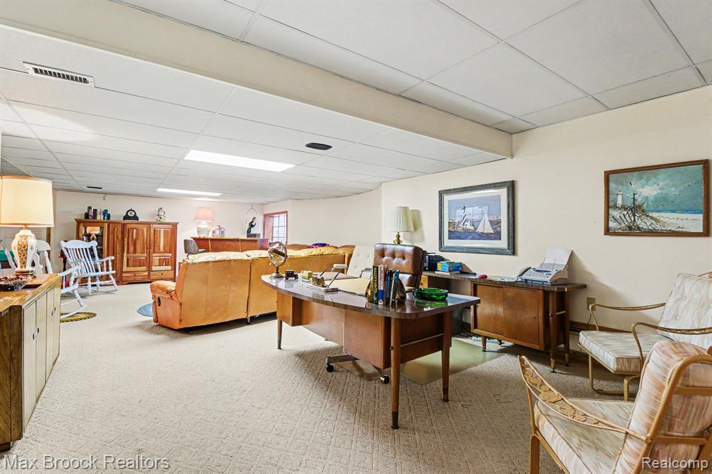 2870 Thedford Road, Bloomfield Hills, MI 48304 — Photo 20