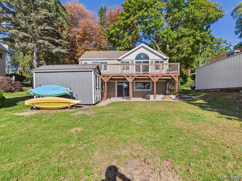 408 Peninsula Drive, Columbiaville, MI 48421 — Photo 26