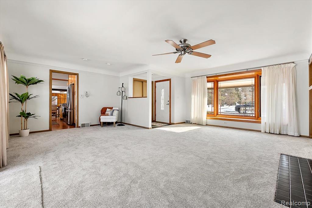 25651 S River Road, Harrison Township, MI — Photo 7