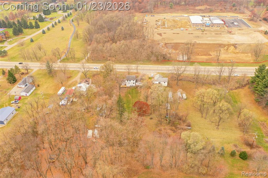 9398 Ortonville Road, Clarkston, MI 48348 — Photo 40