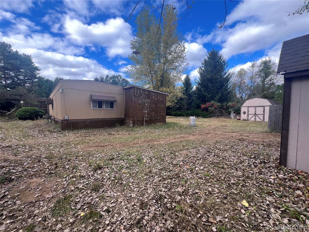 2988 W Snover Road, Mayville Vlg, MI 48744 — Photo 7