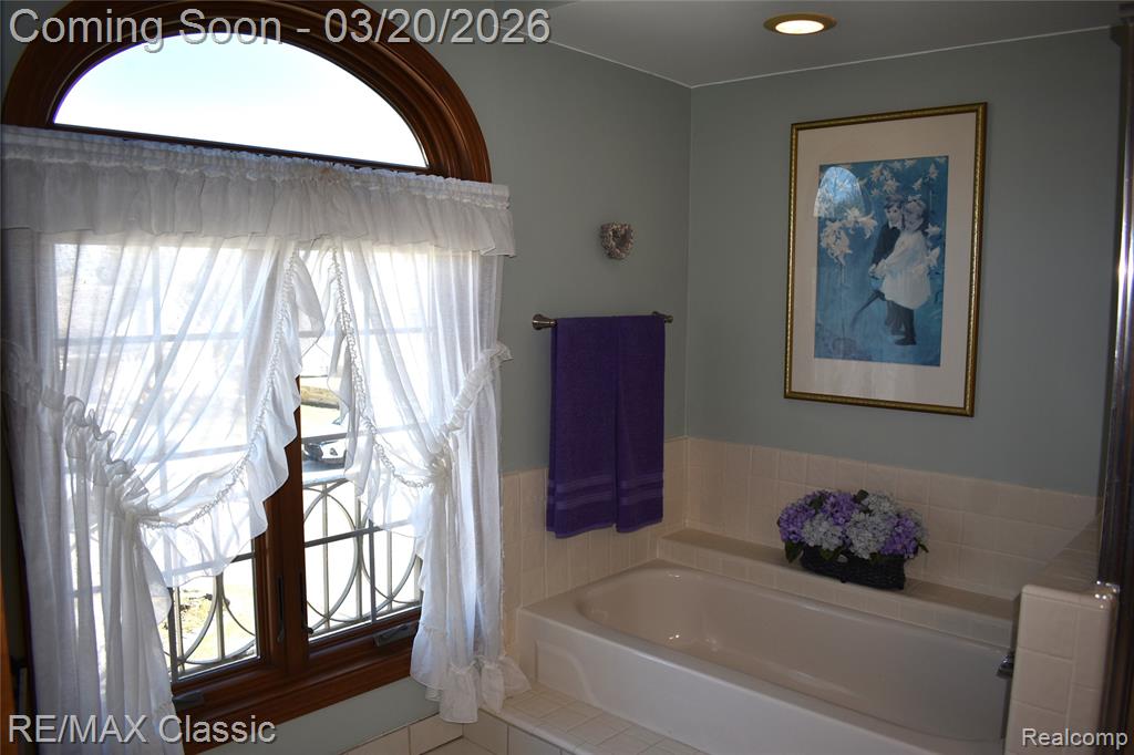 17389 Maple Hill Drive, Northville, MI 48168 — Photo 37