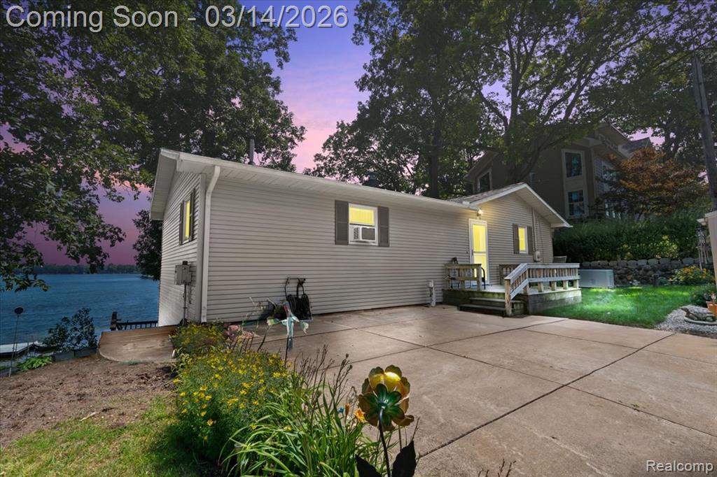 978 Ridge Court, Chelsea, MI 48118 — Photo 30