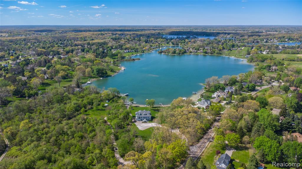 10195 Bennett Lake Road, Fenton, MI 48430 — Photo 56