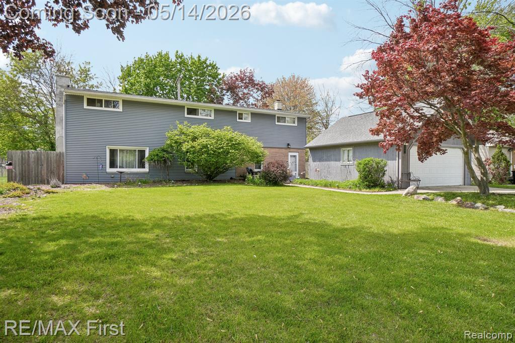 23041 Springbrook Drive, Farmington, MI 48336 — Photo 38
