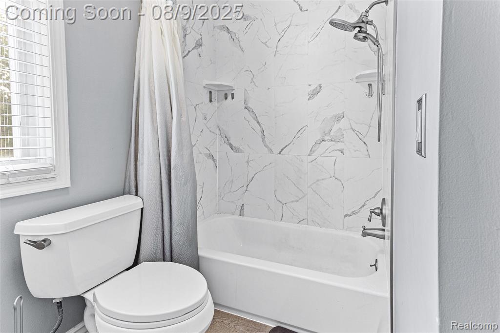 42579 Collingham Court, Canton, MI 48187 — Photo 16