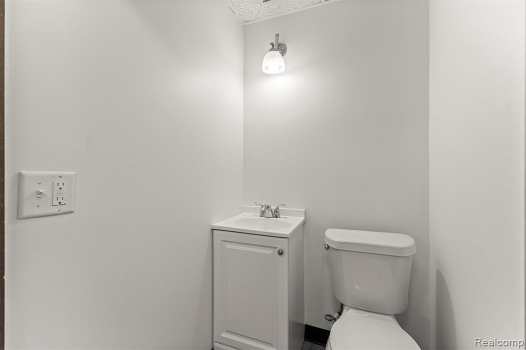 19130 SUMPTER Road, Belleville, MI, 48111